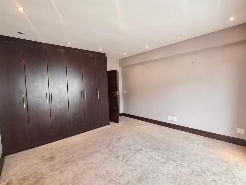 To Let 2 Bedroom Property for Rent in Sea Point Western Cape
